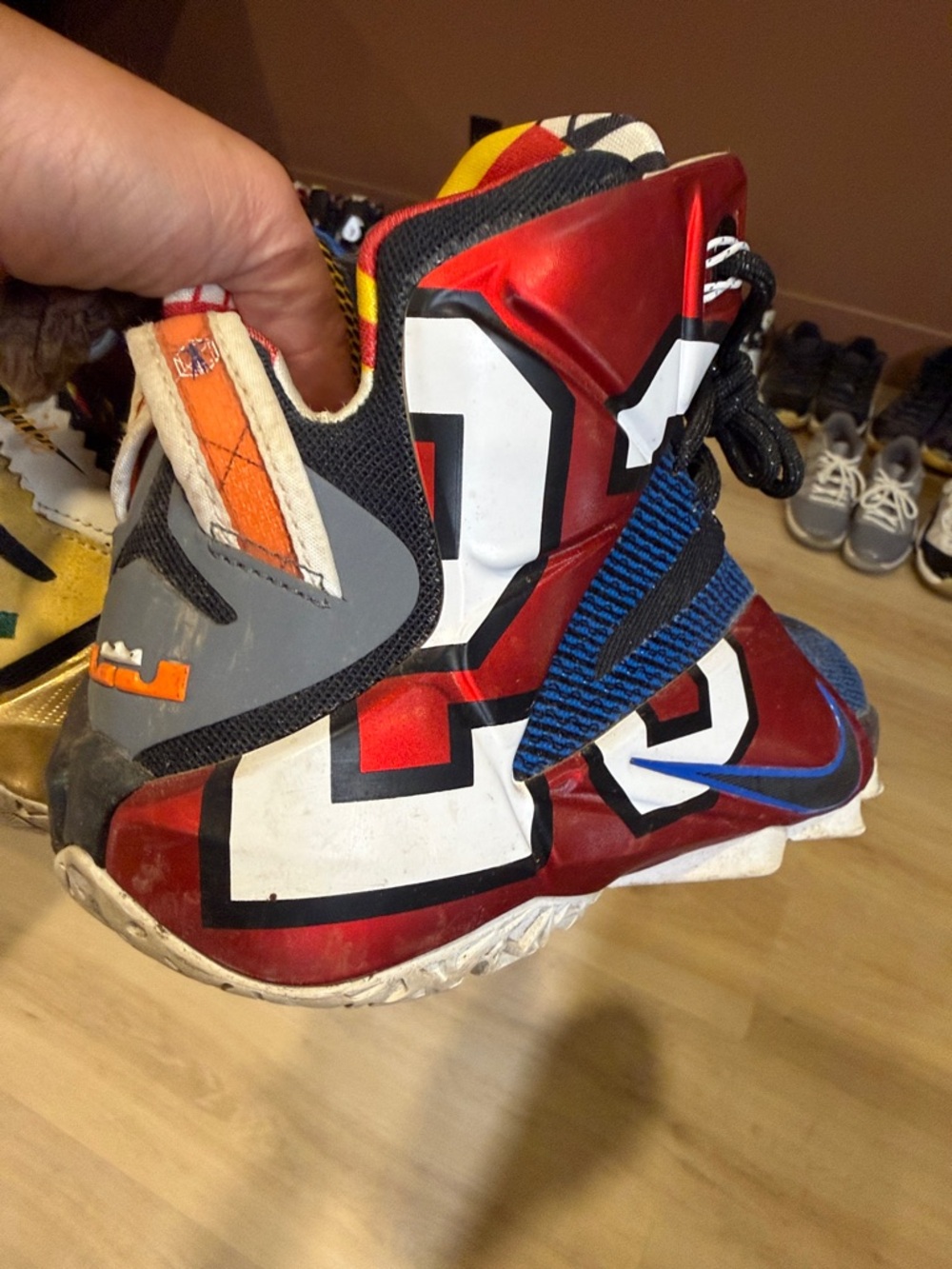 Nike Men's Multicolor Basketball Sneakers - Picture 5 of 6